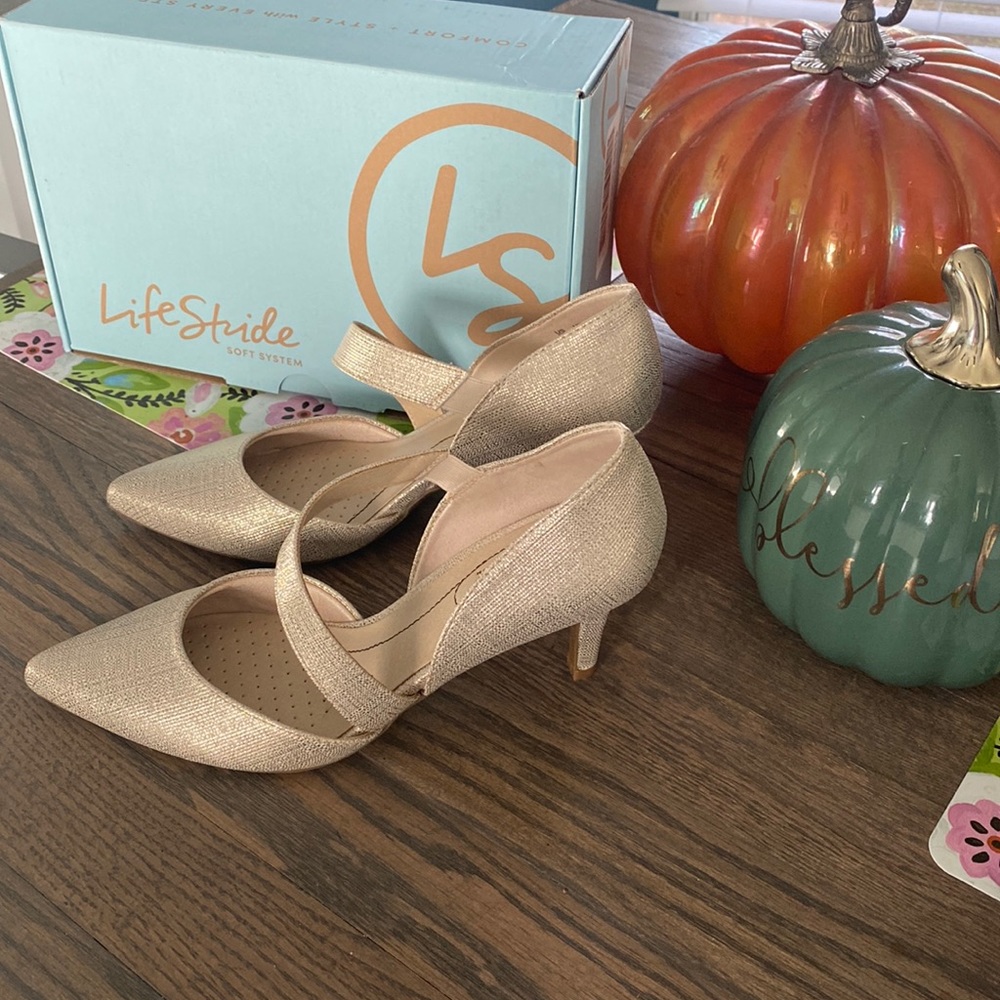 LifeStrife Suki Platino heels